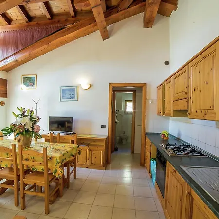 In Near Lifts شقة