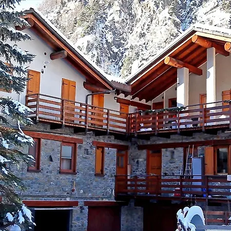 In Near Lifts * Antey-Saint-André