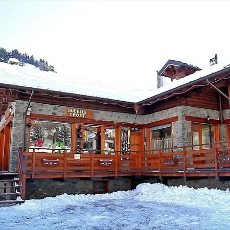 In Near Lifts 아파트 Antey-Saint-André