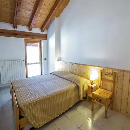 Appartement In Near Lifts Antey-Saint-André