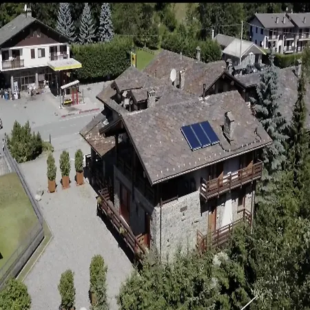 In Near Lifts 아파트